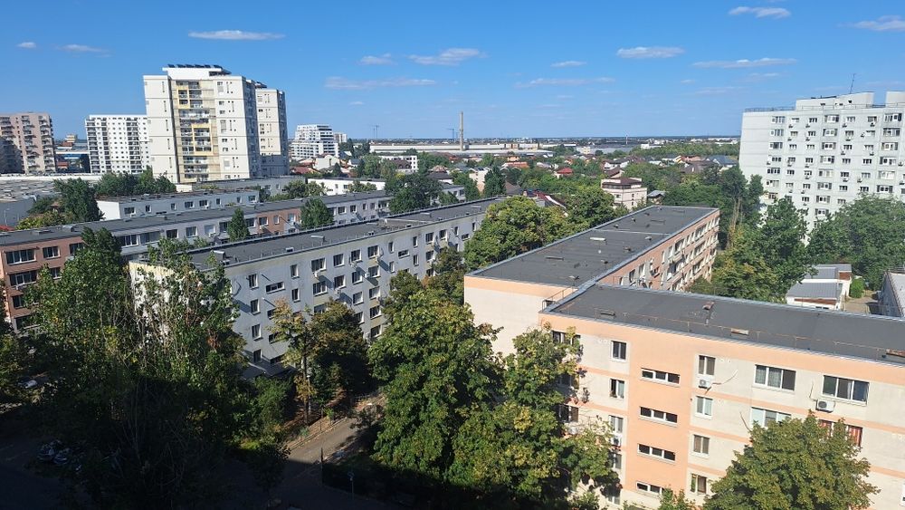 Apartament 3 camere de închiriat – Titan, zona Auchan Iris
