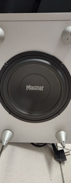Modul de bass Magnat