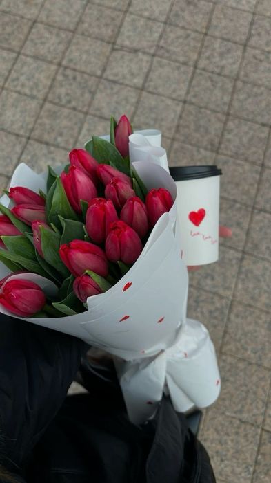 Тюльпаны цветы на 8 марта