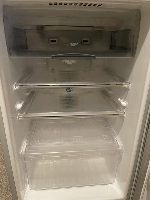 Холодильник SAMSUNG