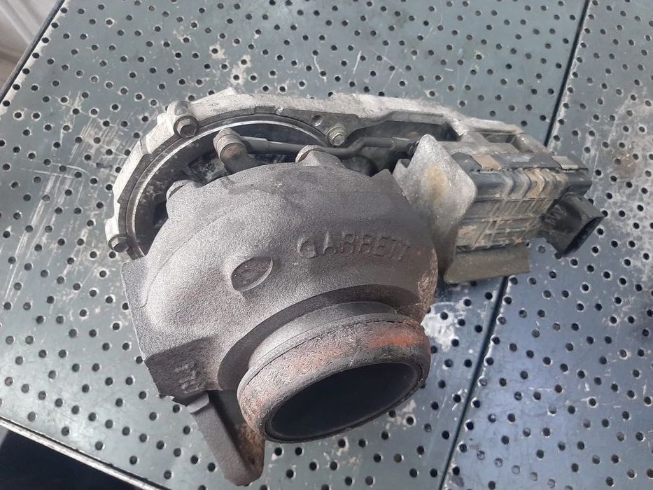 turbina  2.7cdi 647961 mercedes e-class w211 727463-4  a6470900180