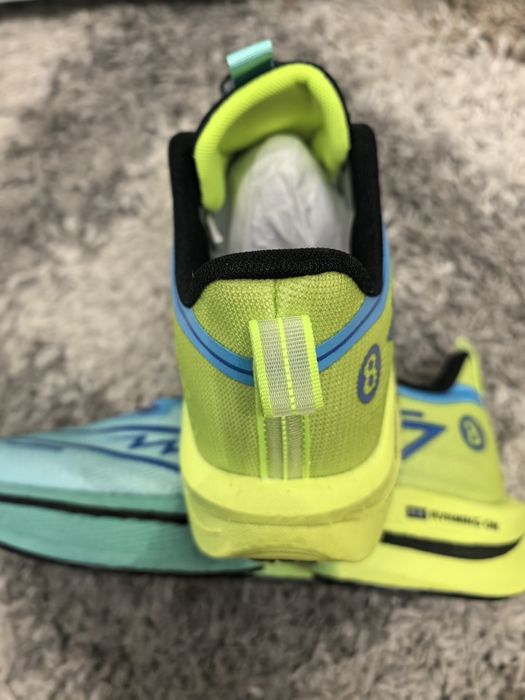 Маратонки с диск 43 номер