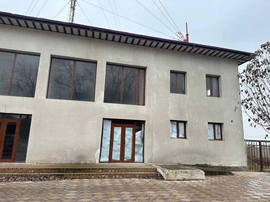 Tikuvchilik sexi va umumiy ovqatlanish bino-inshoatlari