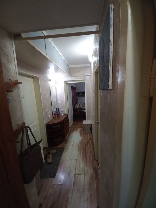 Урда {2/5/5} Продаётся Квартира в Центре города Меб+Тех Кирпичный дом