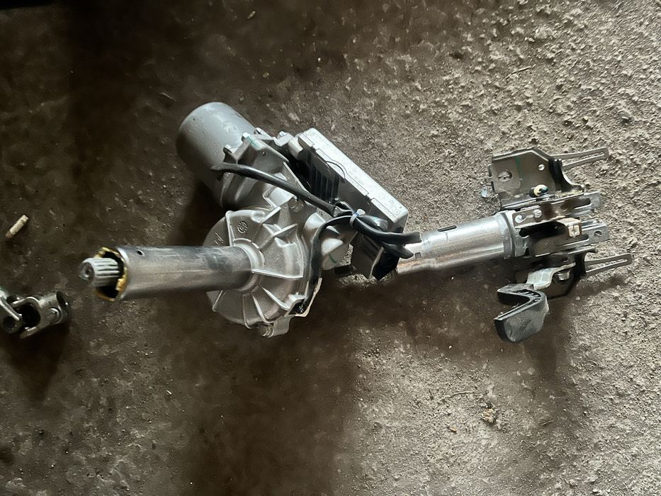 Продам запчасти на чери 7 pro