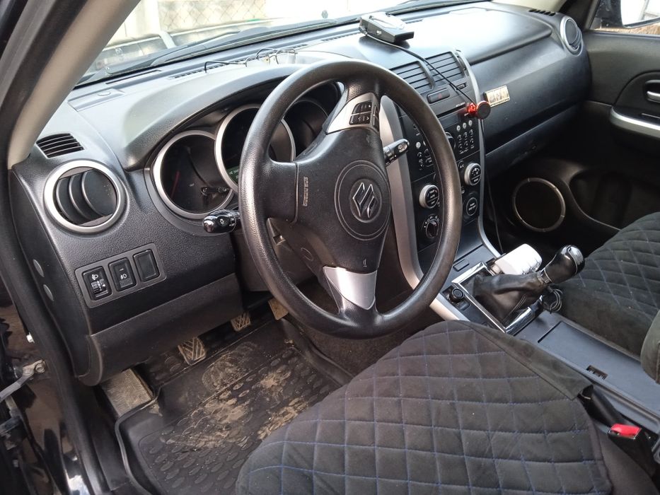 Продам  СУЗУКИ гранд витара 2008