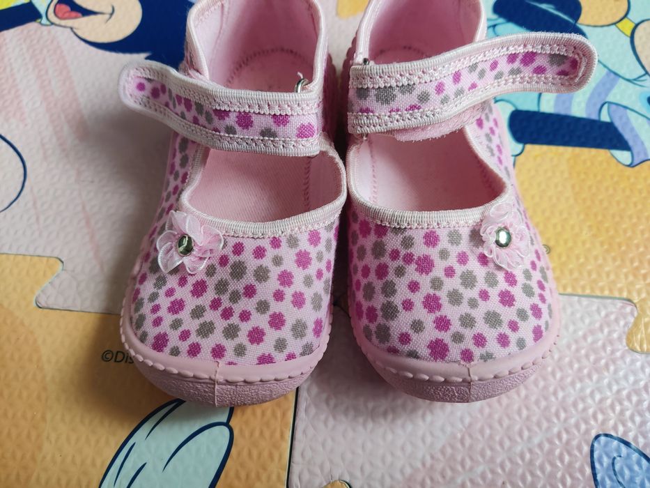 Пантофи колев и колев