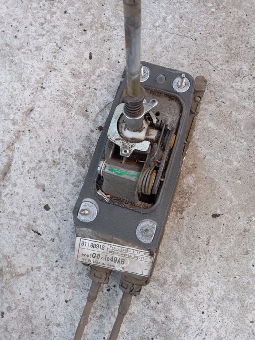 Скоростен лост с жила Seat Ibiza 6l 1.2i