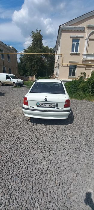 Продам машину астра ф