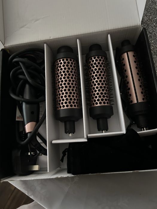 Perie rotativa pentru par