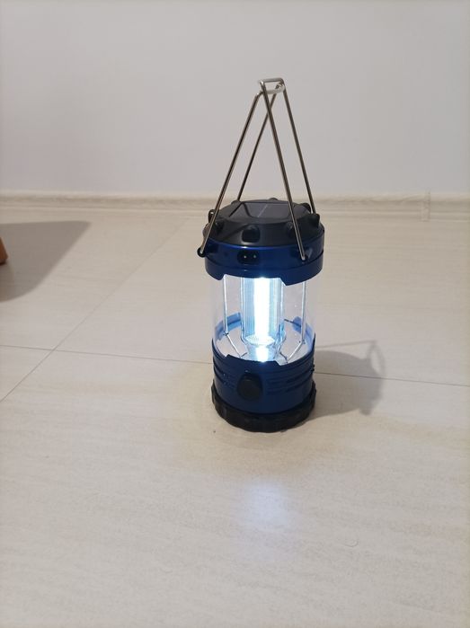 Vând felinar chemping , drumeții