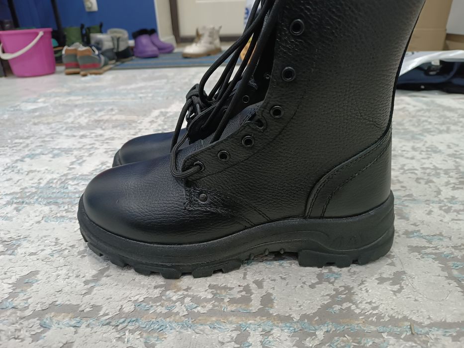 Продам берцы (ботинки) демисезонные