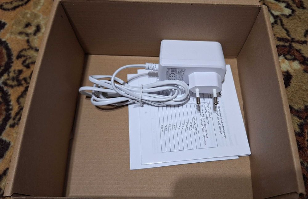 Vând router wireless ZTE MF296C, SIM 4G LTE