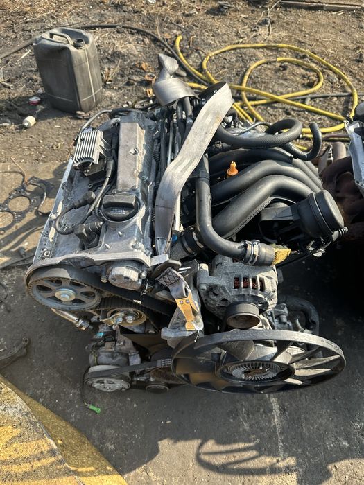 Двигател Ауди1.8 ADR