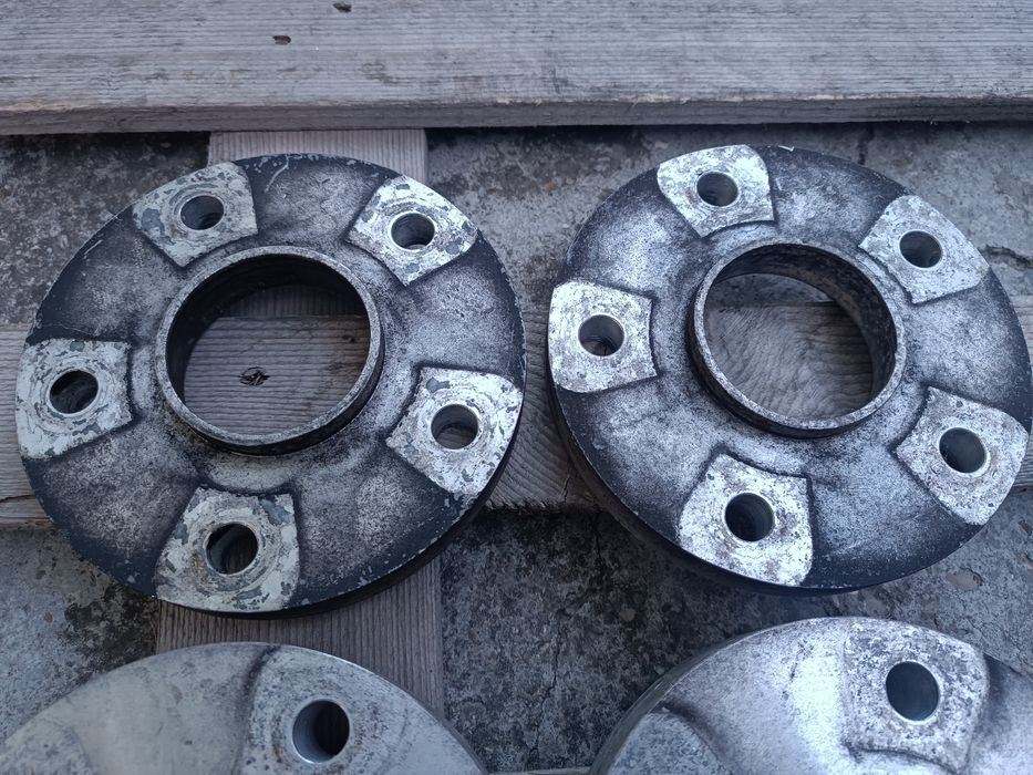 Алуминиеви фланци 5х130 20мм и 30мм