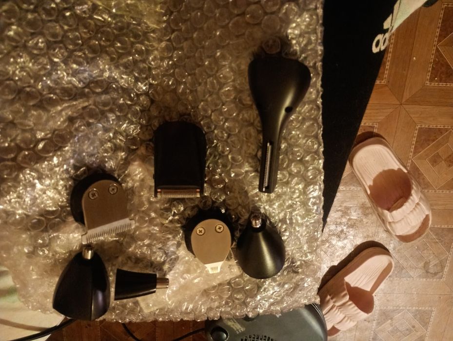 Професионална машинка за подстригване,брада  3 в 1 с 5 приставки