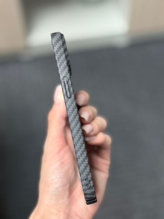 Продаю Iphone 13