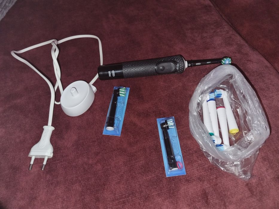 Periuta de dinti electrica Oral-B Vitality Pro