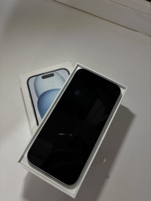 Продам айфон 15 128гб акб 84%