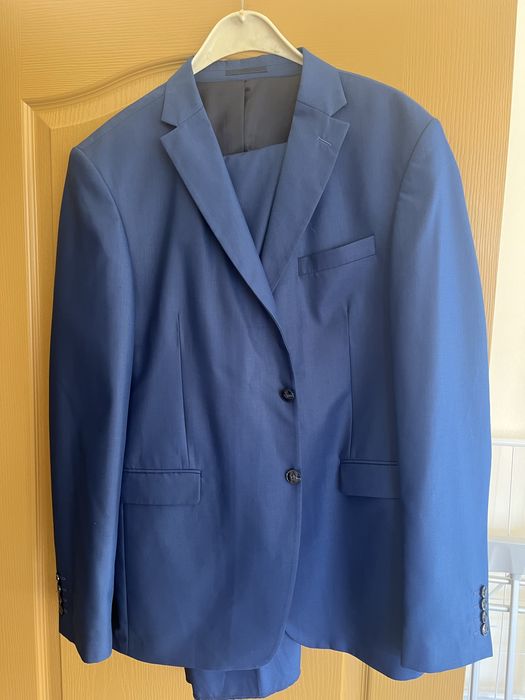 Официален костюм от ателие