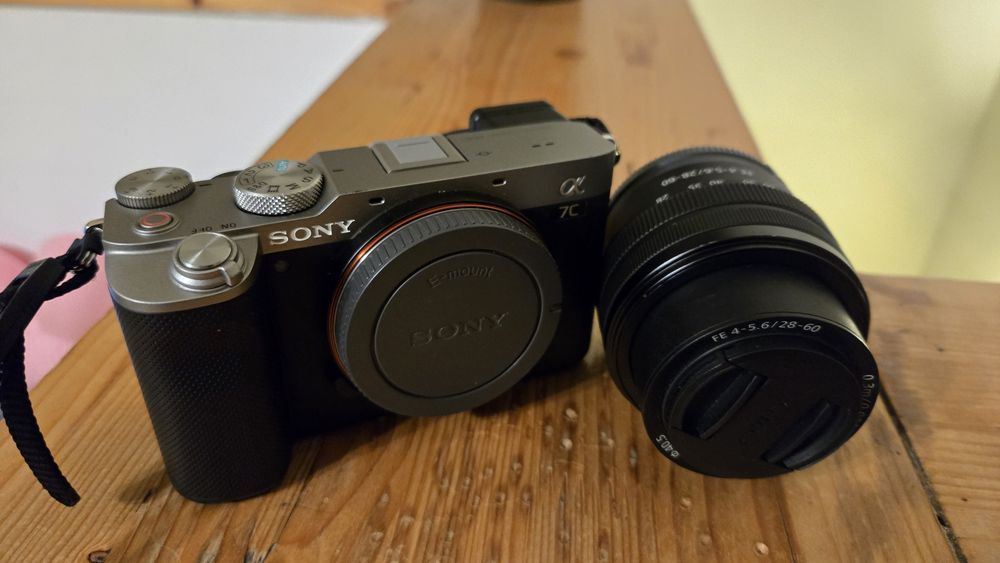 Aparat Foto Sony A7C ca nou plus obiectiv kit