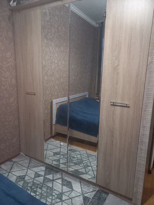 Шифоньер, почти новая