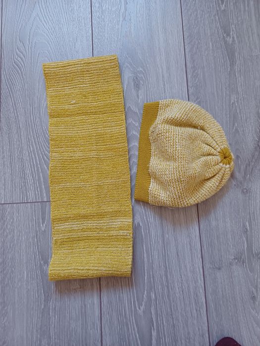 Set fular caciula beanie Disana