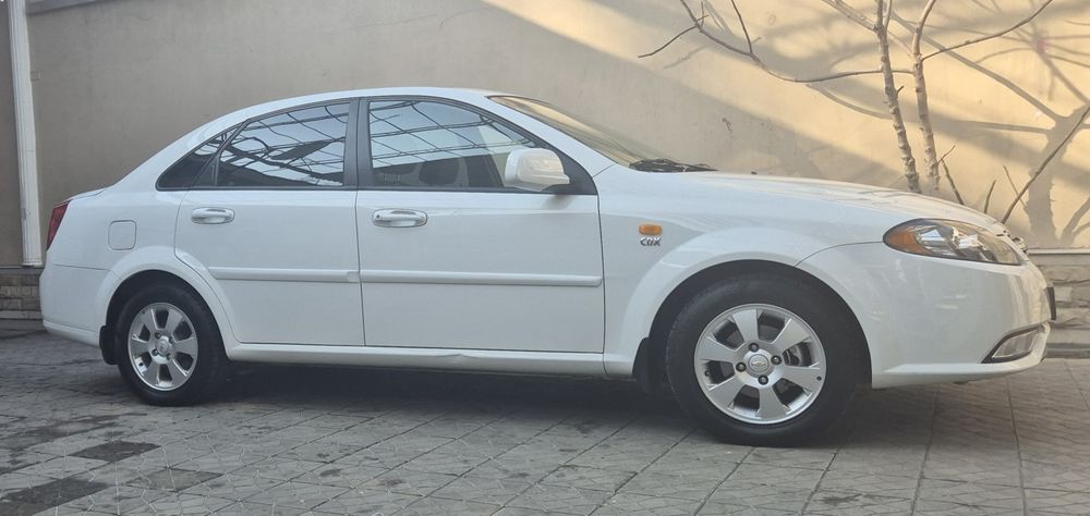 CHEVROLET GENTRA 3-поз | 2021 год | АВТОМАТ | Белый