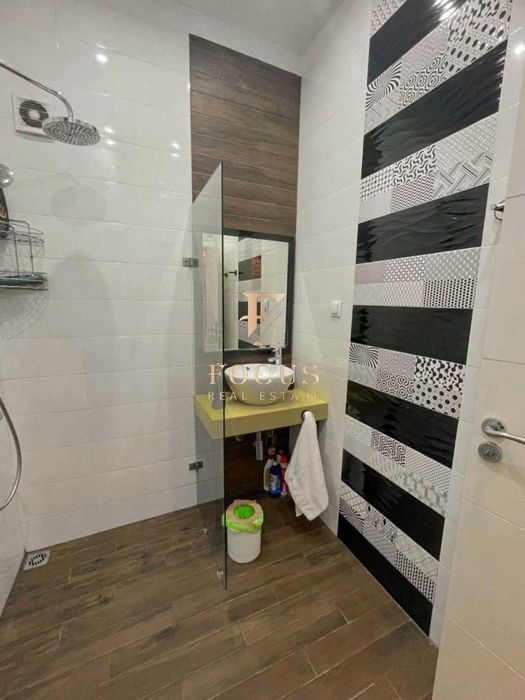 Продава се Тристаен апартамент в Пловдив, Каменица 1 - 84 кв.м за 4292 €/кв.м - Снимка #7