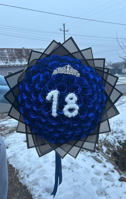 Buchet trandafiri imperiali cu sclipici