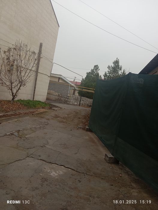 Срочно Продается участок в Бектемире ,или  обмен на квартиру