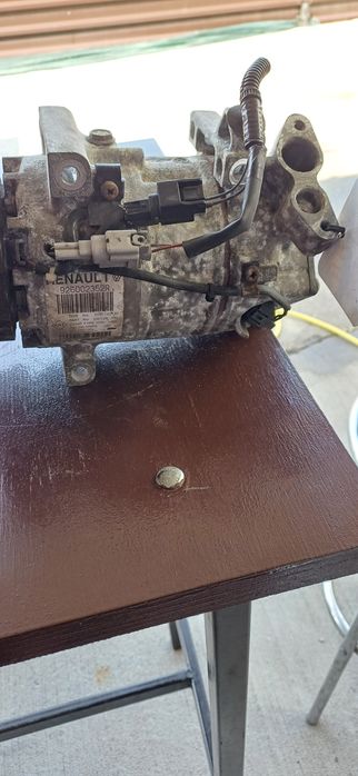 Compresor AC 1.5 DCI Renault Scenic 3 an 2013 - 2017 cod 926002352R