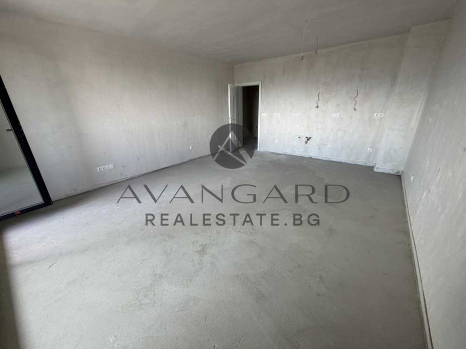 Продава се Тристаен апартамент в Пловдив, Център - 112 кв.м за 1875 €/кв.м - Снимка #1