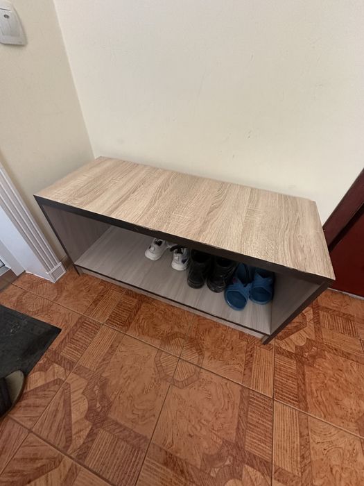 Продам две полки для обуви