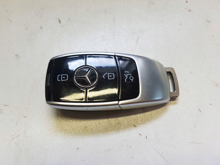 Калъфче / Кейс за ключ  Mercedes