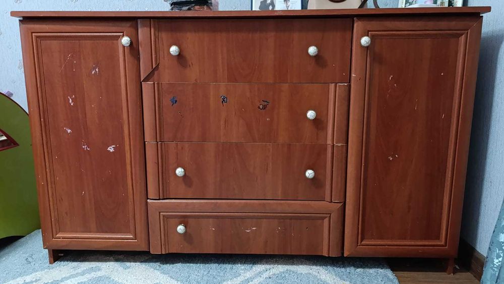 Продаётся спальный гарнитур