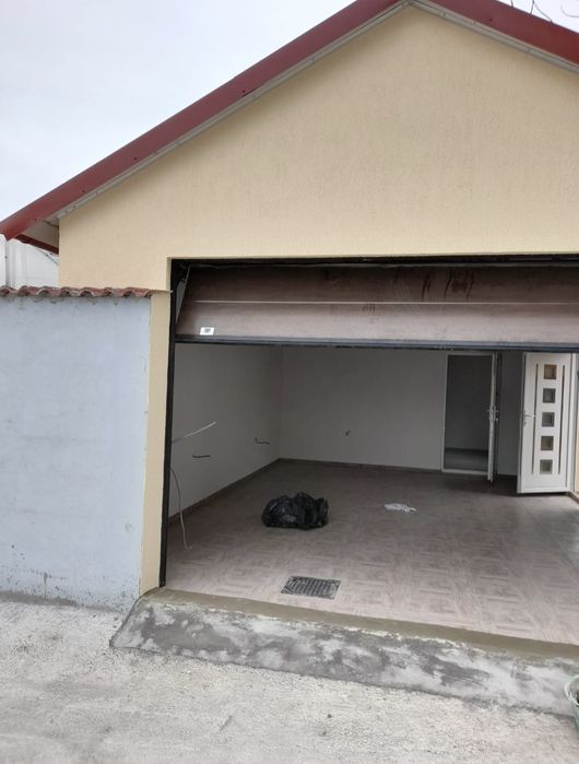 Execut lucrari de constructii,interior si exterior