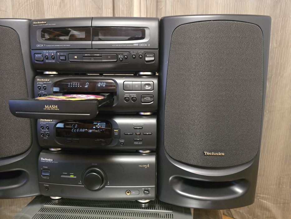 Linie Technics SC-CH404 Vintage Hi-Fi System - Sunet Puternic, CD, Deck Dublu, Tuner