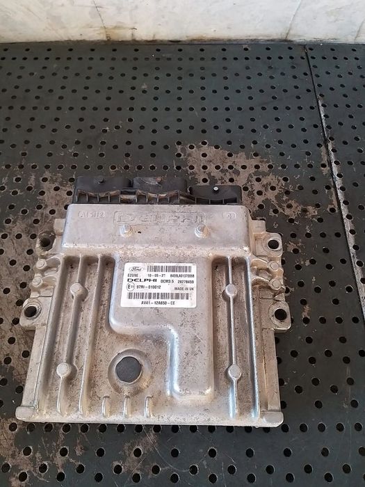 Ecu calculator motor 2.0 tdci ford kuga 1 av4112a650ce 28278459