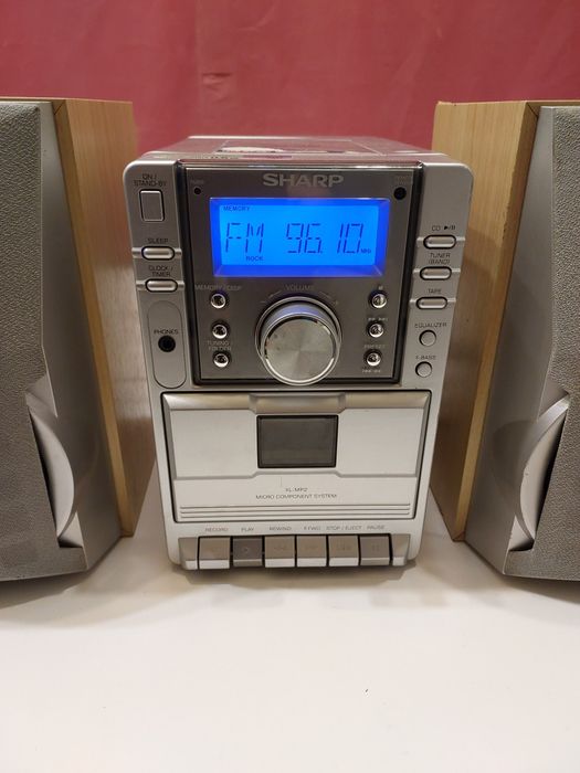Sistem Sharp XL-MP2H, boxe, funcționează tape și radio. Citiți anunțul