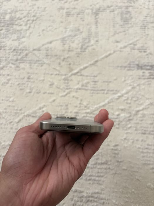 iPhone 15 pro 128гб