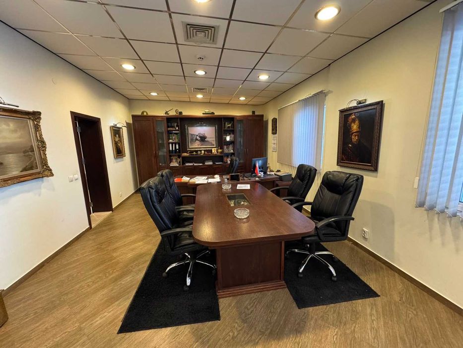 Офис Под наем Топ център