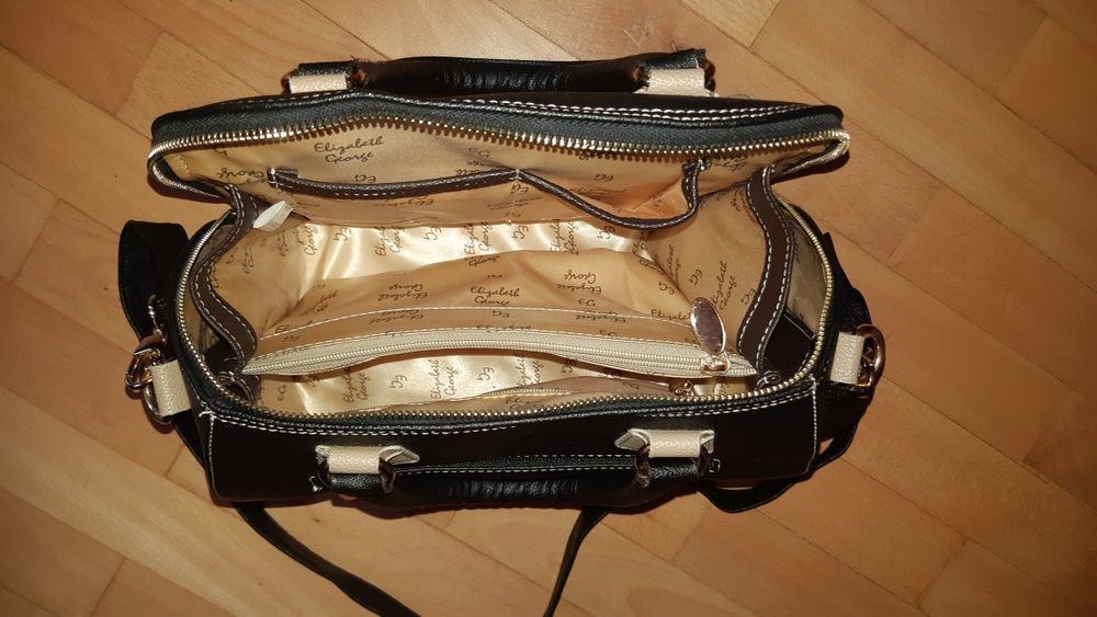 Стилна дамска чанта