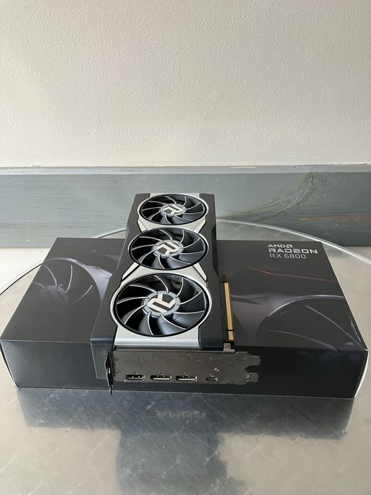 AMD Radeon RX6800 16GB RAM