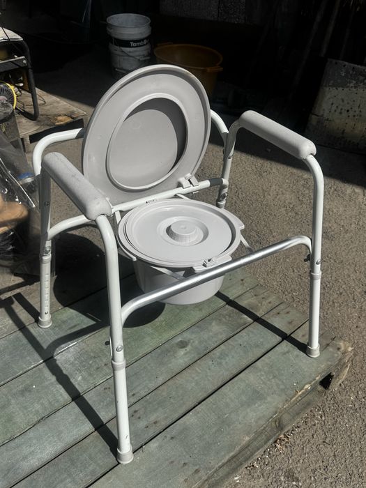Стул туалет до 130 кг