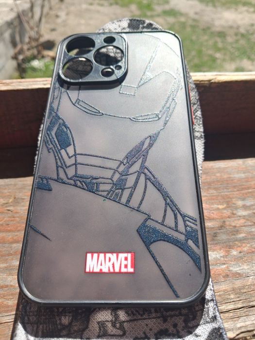 Vând husa iPhone 14 pro