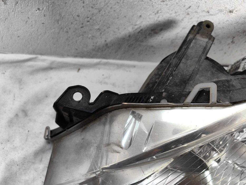 Оригинален фар Ляв Десен  Опел астра  Opel Astra H