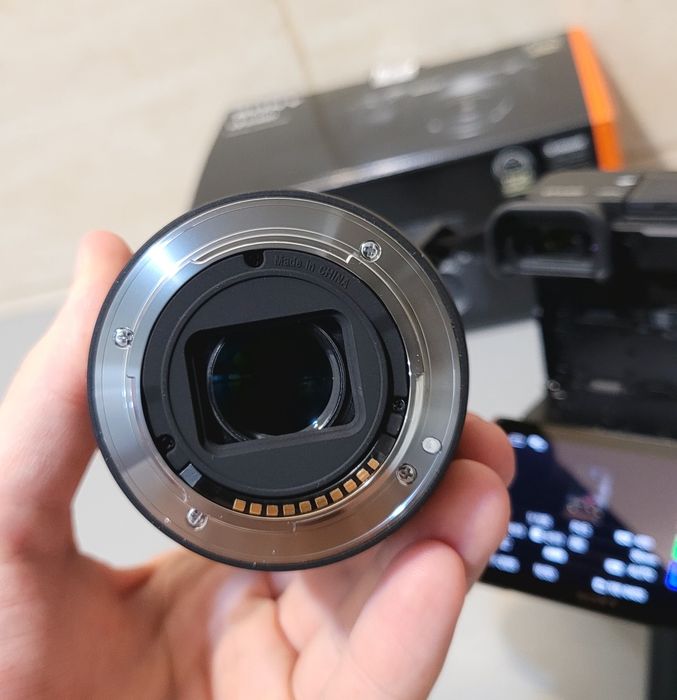 Sony A6400 KIT obiectiv 18-135mm F3.5 - 5.6 OSS / 1749 cadre