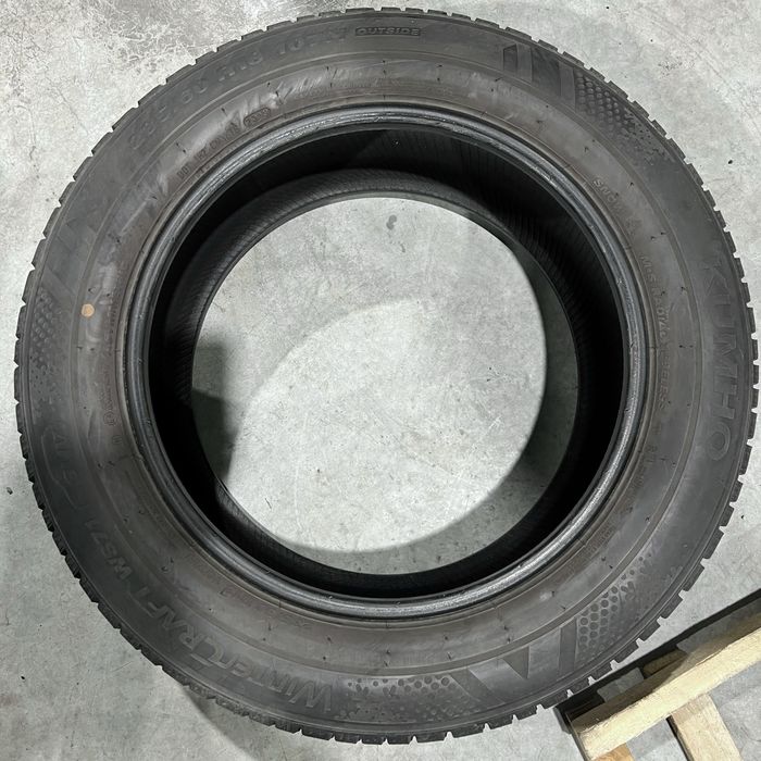 2 Anvelope iarna 235 60 18 Kumho