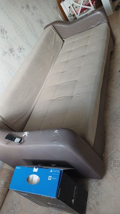 Диван отдам бесплатно